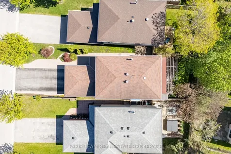 40 Orwell Crescent Barrie ON L4N 6M6