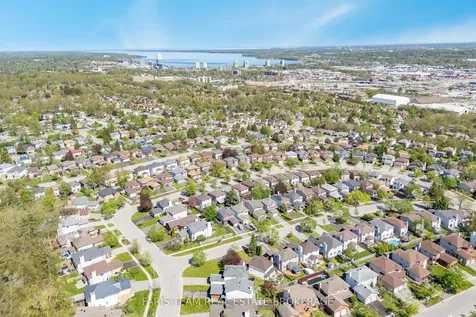 40 Orwell Crescent Barrie ON L4N 6M6