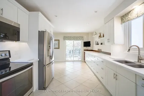 40 Orwell Crescent Barrie ON L4N 6M6