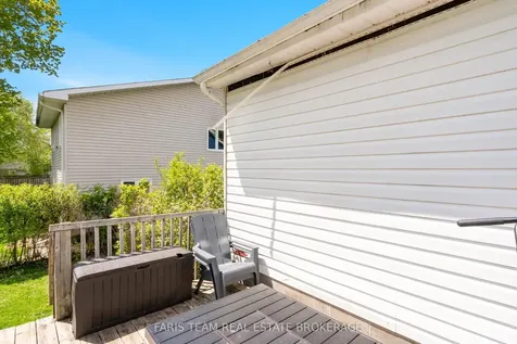 261 James Street E Orillia ON L3V 1M3