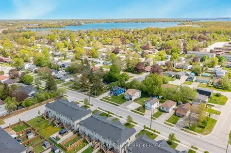 261 James Street E Orillia ON L3V 1M3