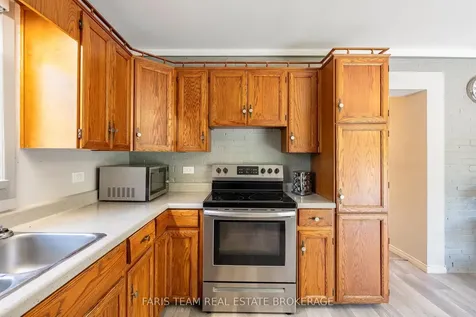 261 James Street E Orillia ON L3V 1M3