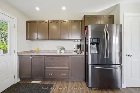 4 Keyzer Drive Oro-medonte ON L3V 8N7