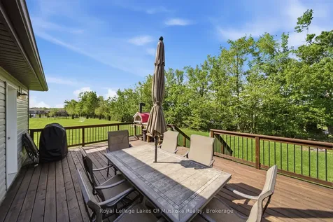 4 Keyzer Drive Oro-medonte ON L3V 8N7