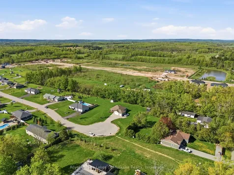 4 Keyzer Drive Oro-medonte ON L3V 8N7