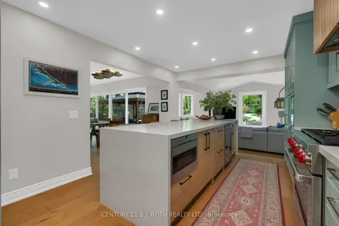 284 Sunnidale Road Barrie ON L4N 5P1