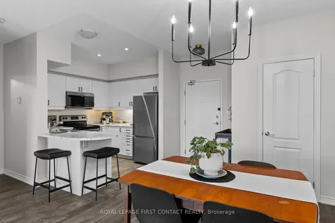 42 Ferndale Drive S Barrie ON L4N 2M5