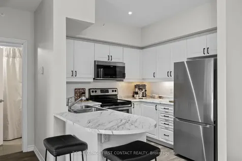 42 Ferndale Drive S Barrie ON L4N 2M5