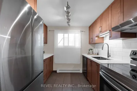 16 Quail Crescent Barrie ON L4N 6X1