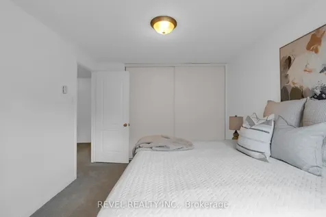16 Quail Crescent Barrie ON L4N 6X1