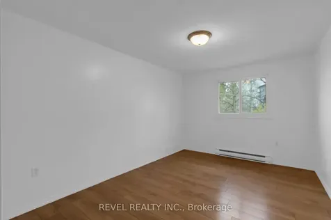16 Quail Crescent Barrie ON L4N 6X1