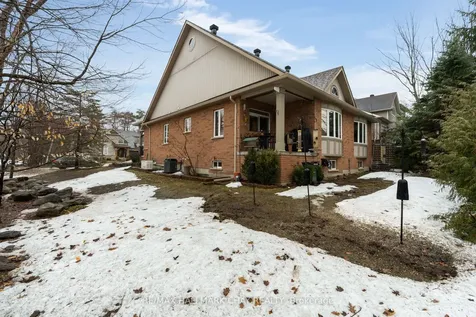 6 Oakmont Avenue Oro-medonte ON L0L 2L0