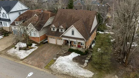 6 Oakmont Avenue Oro-medonte ON L0L 2L0