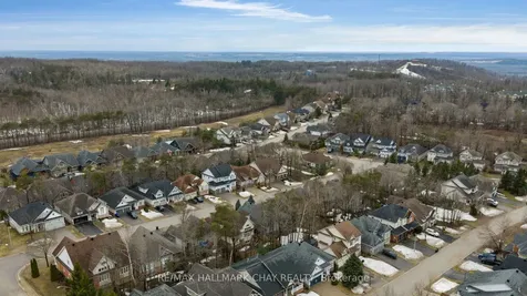 6 Oakmont Avenue Oro-medonte ON L0L 2L0