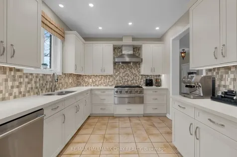 6 Oakmont Avenue Oro-medonte ON L0L 2L0