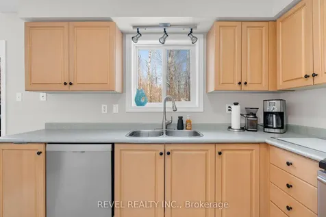 32 Hickory Lane Oro-medonte ON L0K 1E0
