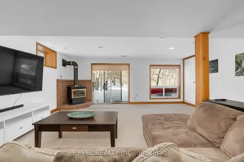 32 Hickory Lane Oro-medonte ON L0K 1E0