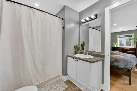 131 James Street E Orillia ON L3V 1L7