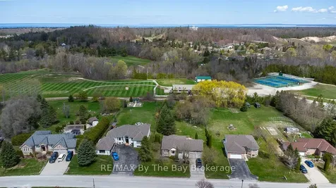 10 Lamont Creek Drive Wasaga Beach ON L9Z 1J8