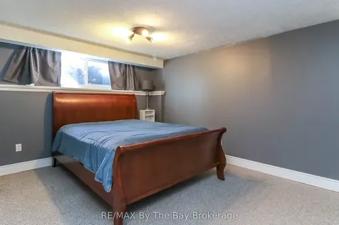 10 Lamont Creek Drive Wasaga Beach ON L9Z 1J8