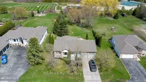 10 Lamont Creek Drive Wasaga Beach ON L9Z 1J8