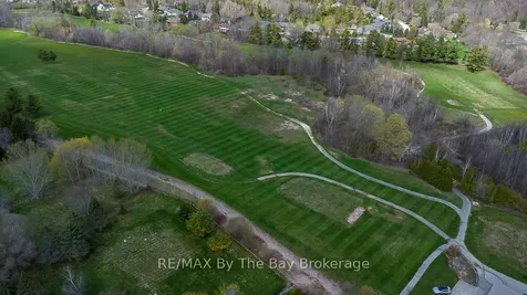 10 Lamont Creek Drive Wasaga Beach ON L9Z 1J8