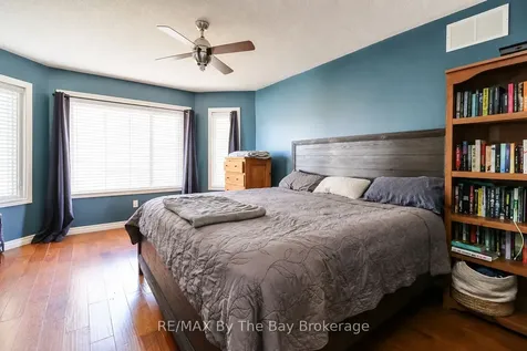 10 Lamont Creek Drive Wasaga Beach ON L9Z 1J8