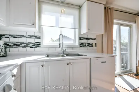 15 Trevino Circle Barrie ON L4M 6V4