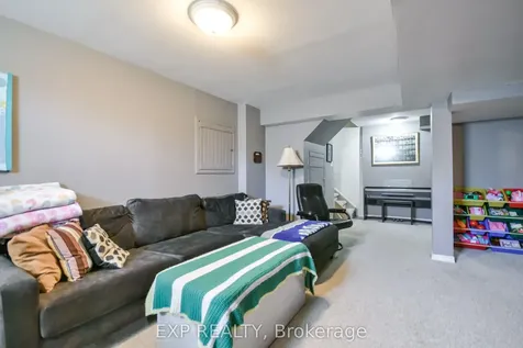 15 Trevino Circle Barrie ON L4M 6V4