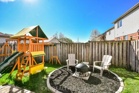 15 Trevino Circle Barrie ON L4M 6V4