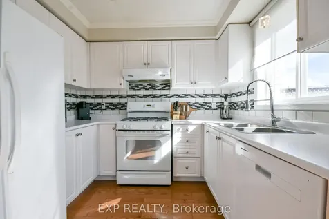 15 Trevino Circle Barrie ON L4M 6V4