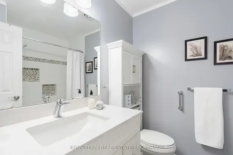 534 Wellington Street Midland ON L4R 4W6