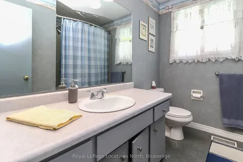 265 39th Street S Wasaga Beach ON L9Z 1S3
