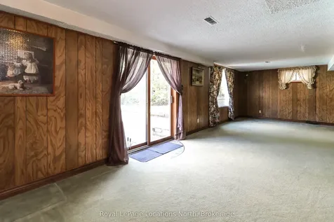 265 39th Street S Wasaga Beach ON L9Z 1S3