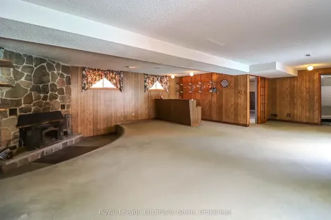 265 39th Street S Wasaga Beach ON L9Z 1S3