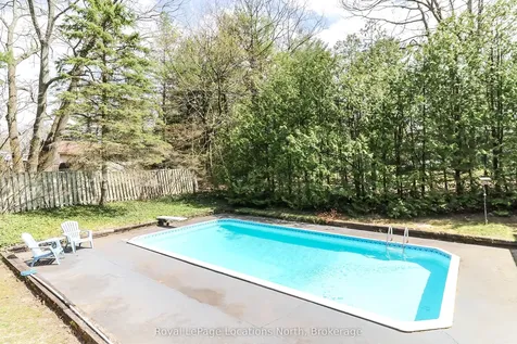 265 39th Street S Wasaga Beach ON L9Z 1S3