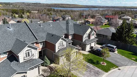 334 Cundles Road E Barrie ON L4M 7E5