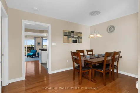 334 Cundles Road E Barrie ON L4M 7E5