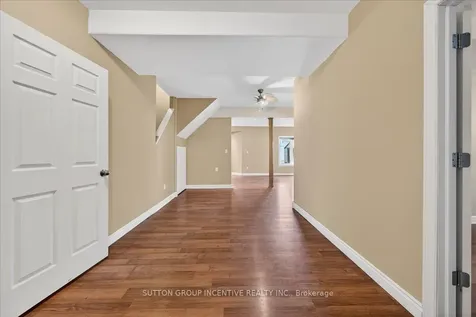 6 Silvercreek Crescent Barrie ON L4N 0Z8