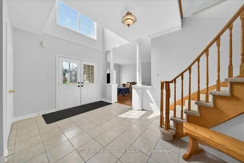 6 Silvercreek Crescent Barrie ON L4N 0Z8