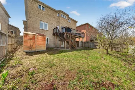 6 Silvercreek Crescent Barrie ON L4N 0Z8