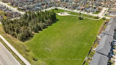 6 Silvercreek Crescent Barrie ON L4N 0Z8