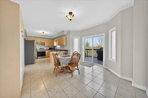 6 Silvercreek Crescent Barrie ON L4N 0Z8