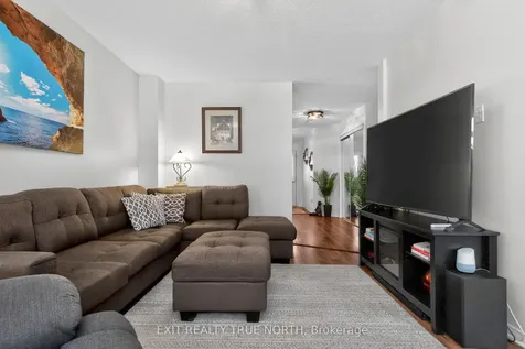 172 Courtney Crescent Barrie ON L4N 5T1