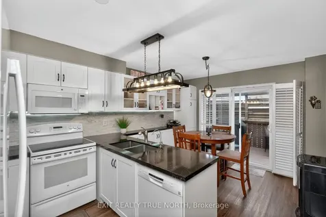 172 Courtney Crescent Barrie ON L4N 5T1
