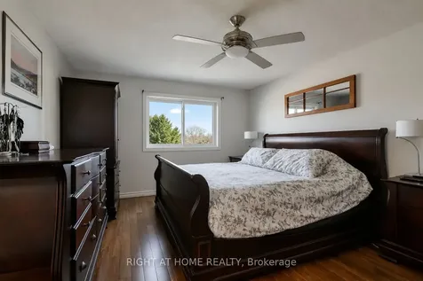 10 Forestview Place Barrie ON L4M 5M5