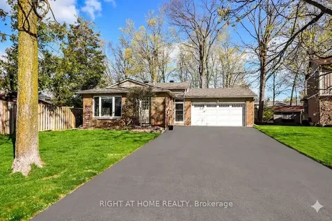 10 Forestview Place Barrie ON L4M 5M5