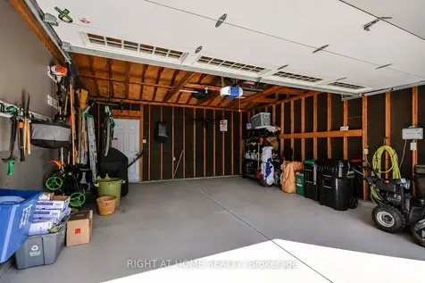 10 Forestview Place Barrie ON L4M 5M5