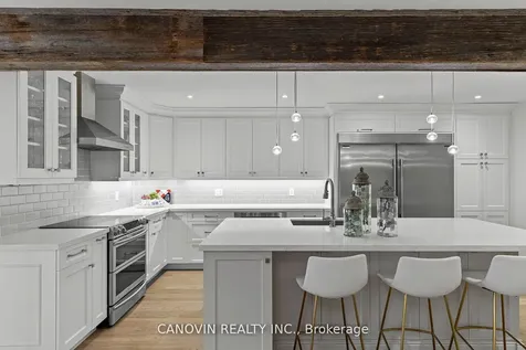 117 Violet Street Barrie ON L4N 9M8