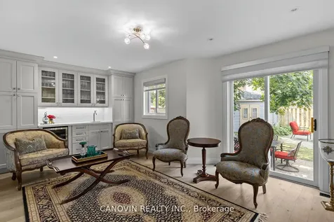 117 Violet Street Barrie ON L4N 9M8